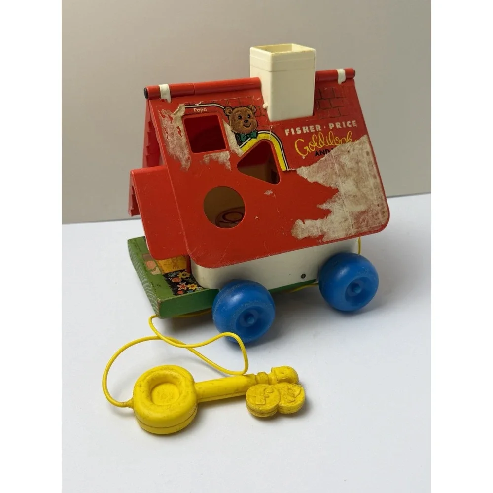 Vintage 1967 Fisher Price Goldilocks and the 3 Bears Playhouse Pull Toy -Read-